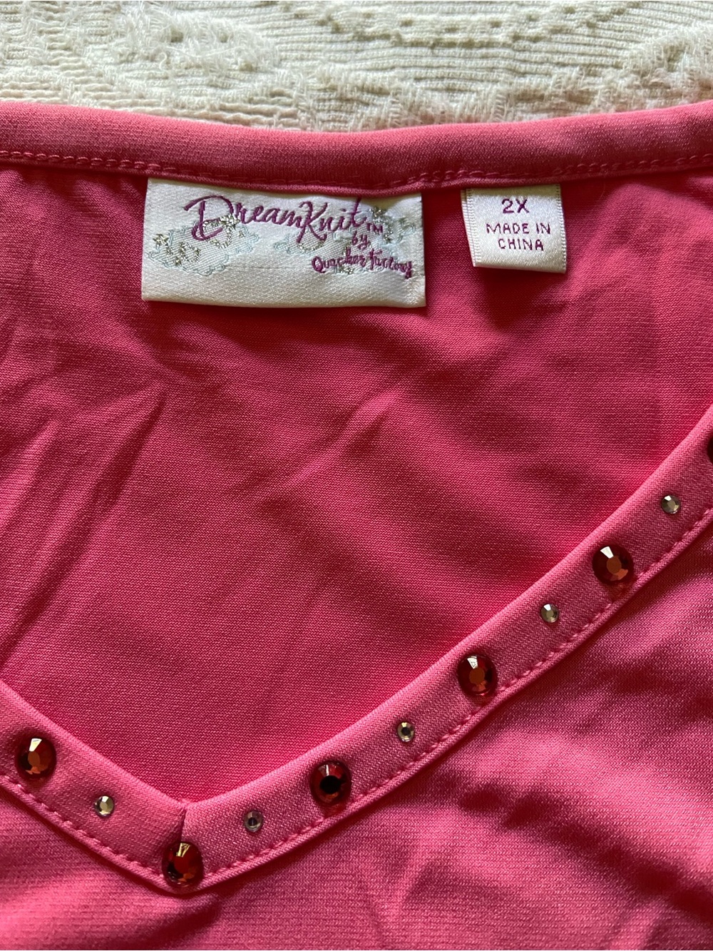 Quacker Factory flower medallion 3/4 sleeve - Picture 8 of 12